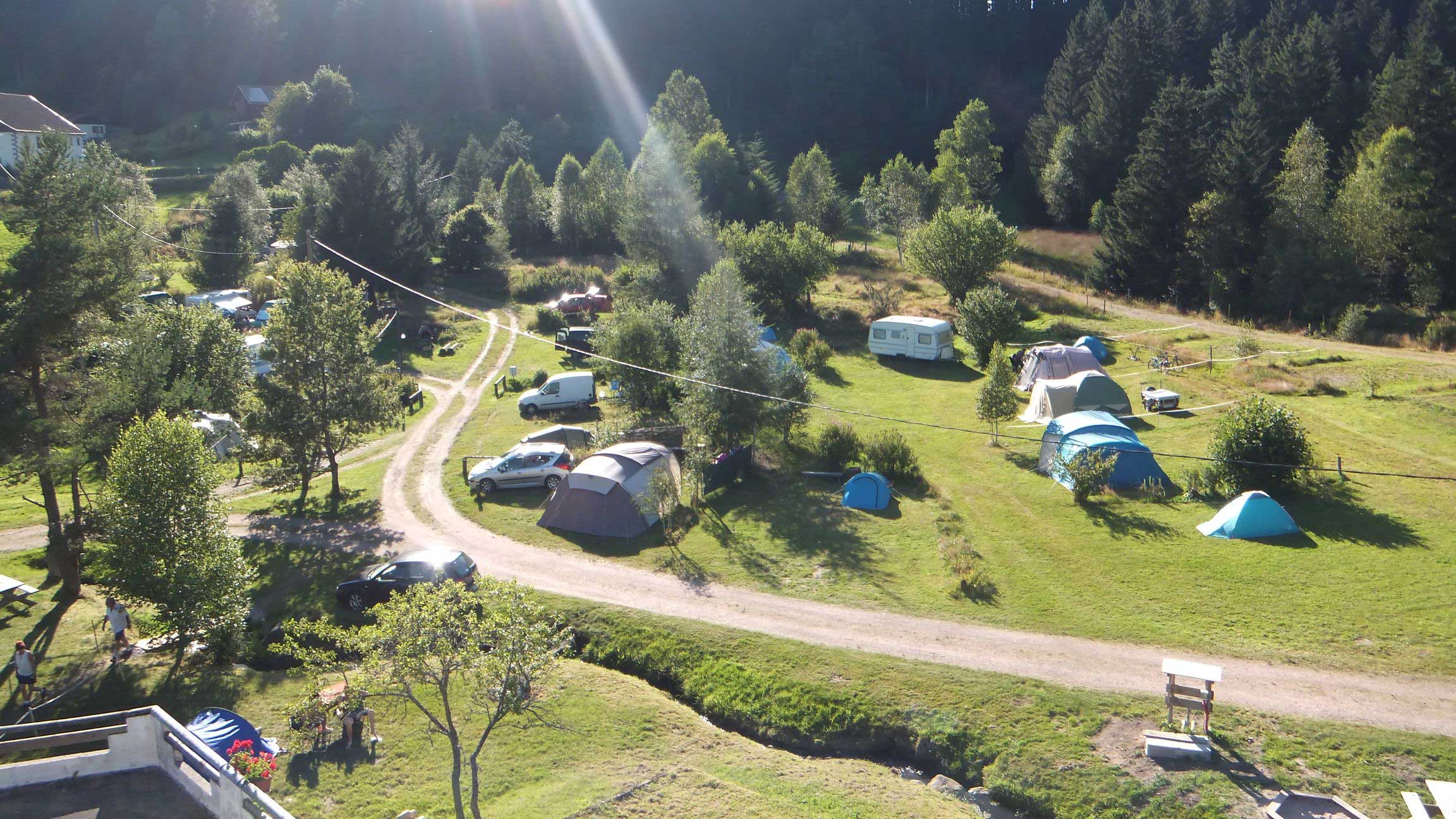 Camping Les Myrtilles Camping De G rardmer H bergements Emplacements 